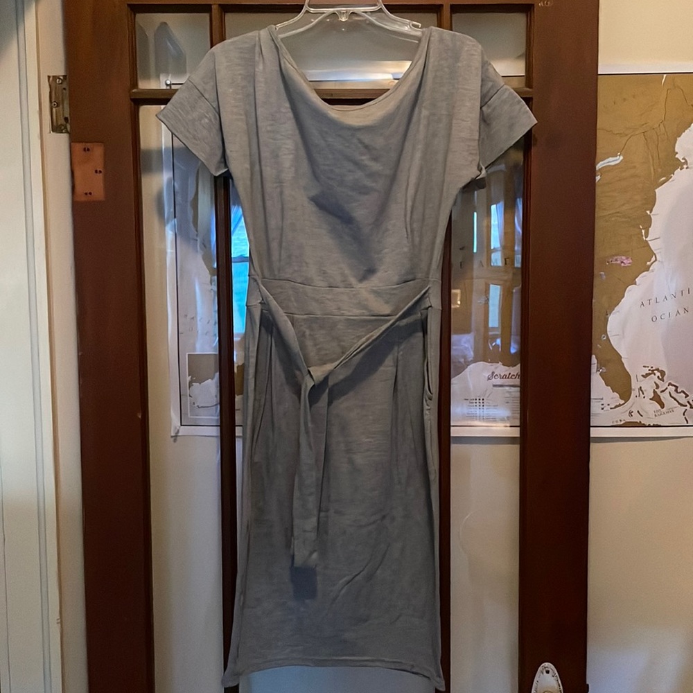 Gray T-shirt dress with tie waist